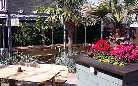 The Five Dials Inn